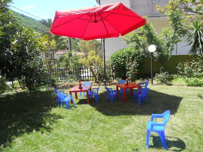 Real Asturias Hotel Acquappesa Buitenkant foto